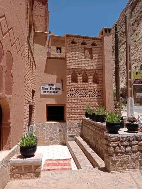 Riad Atlas Berbere Boumalne Exteriör bild
